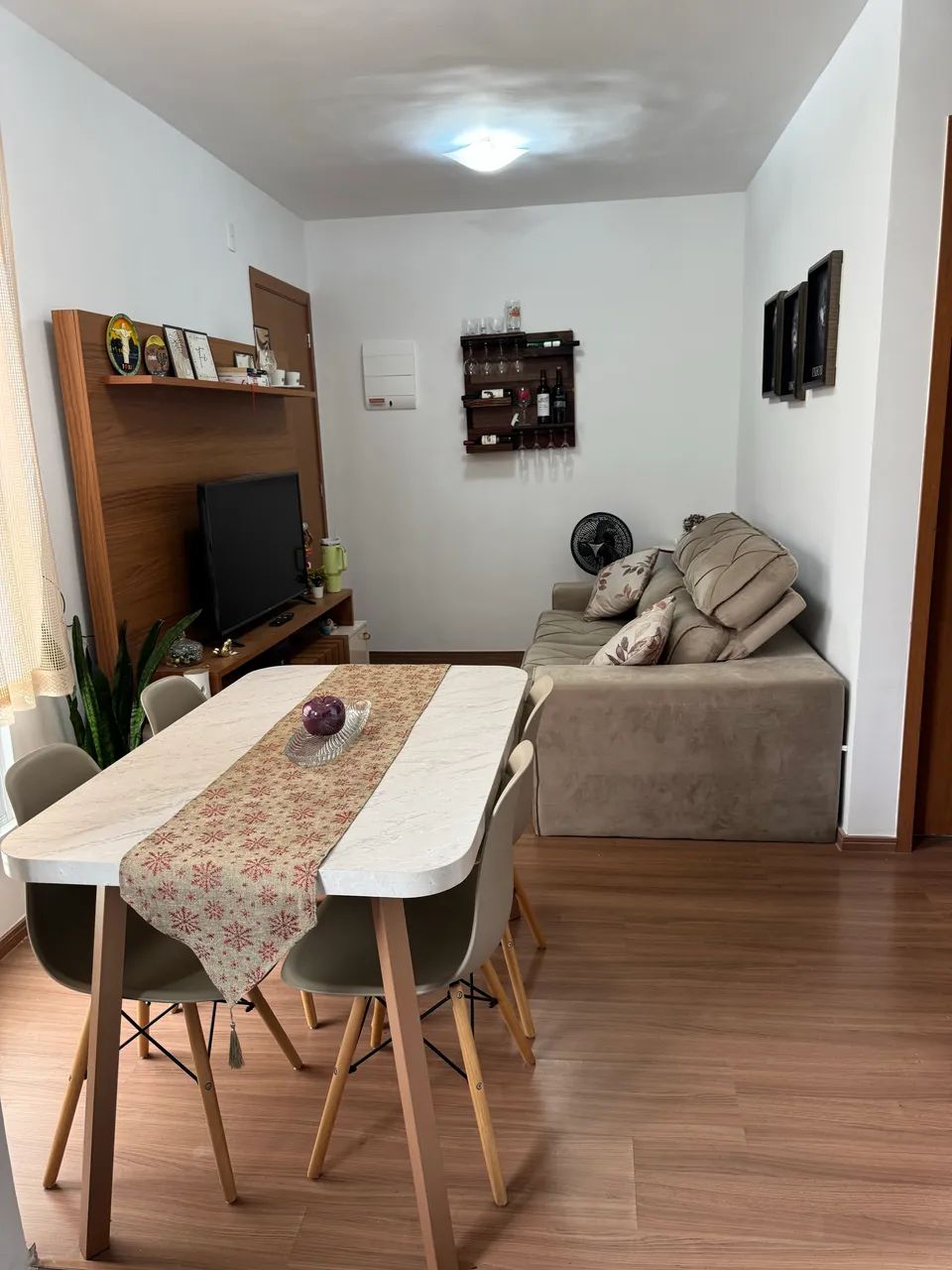 ALUGO QUARTO SEM MOBÍLIA - Foto 2