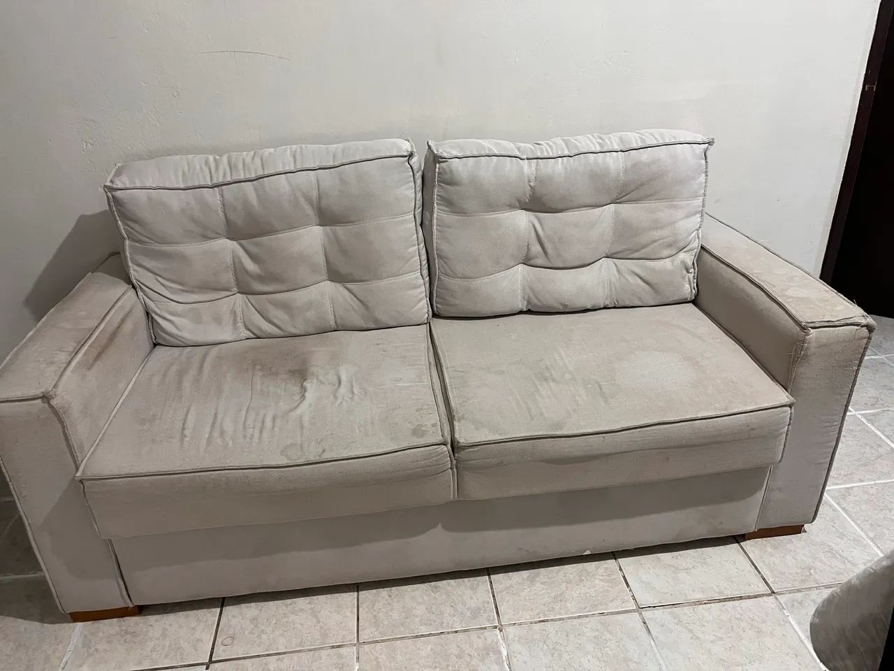 Sofá 2 lugares