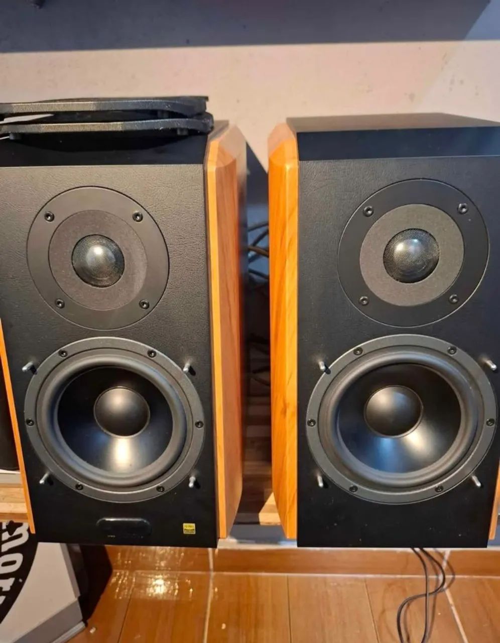 Monitor Edifier  S1000W  - Foto 4