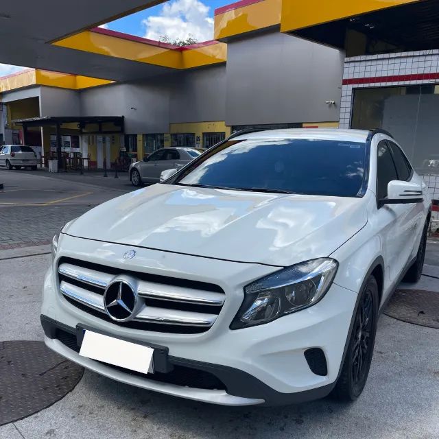Mercedes-Benz GLA 200 Adv. 1.6/1.6 TB 16V Flex Aut. 2015