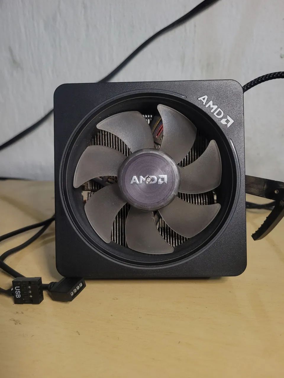 Cooler AMD Wraith Prism RGB - Foto 3