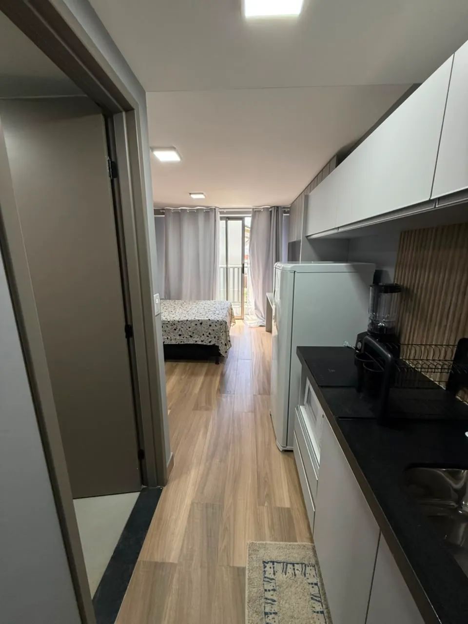 Flat mobiliado 150m da PRAIA - Foto 4