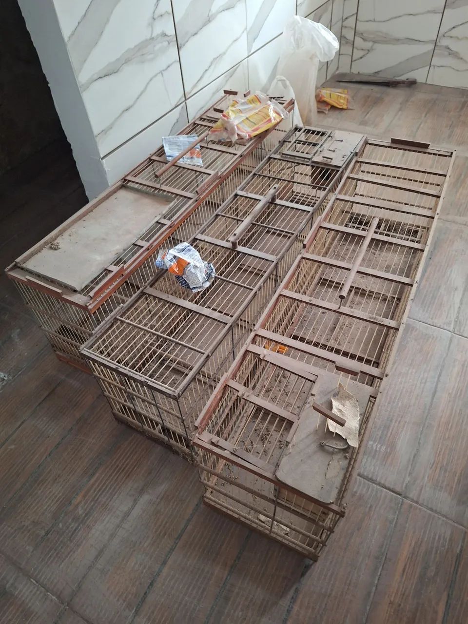Gaiolas - Foto 2