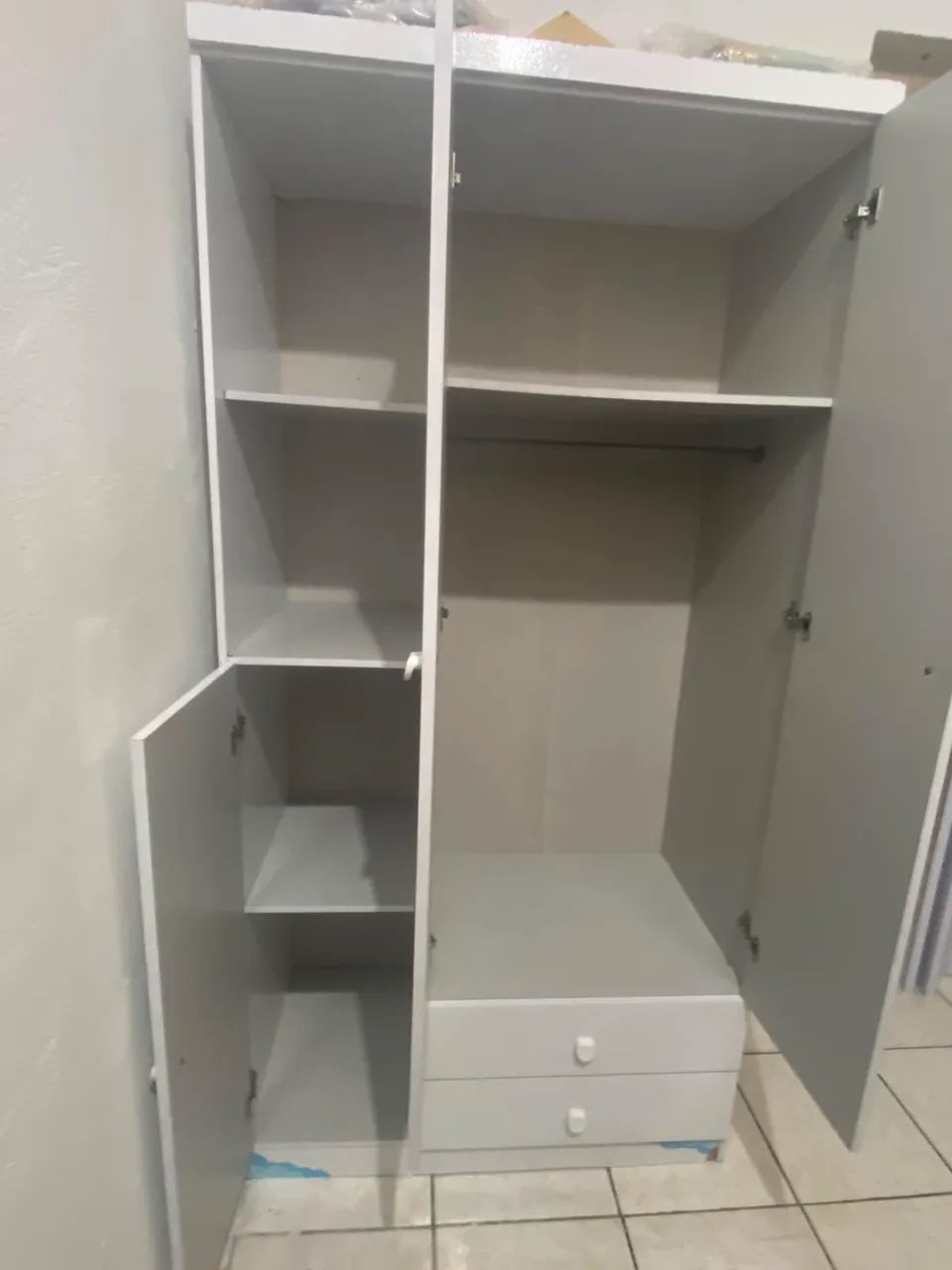 Guarda roupa infantil 