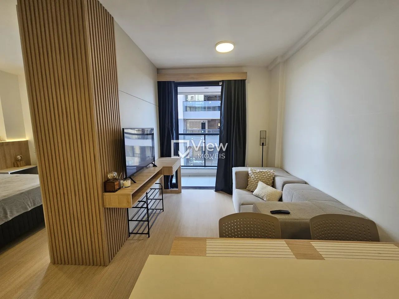 Studio com 35,64m² privativos, mobiliado!