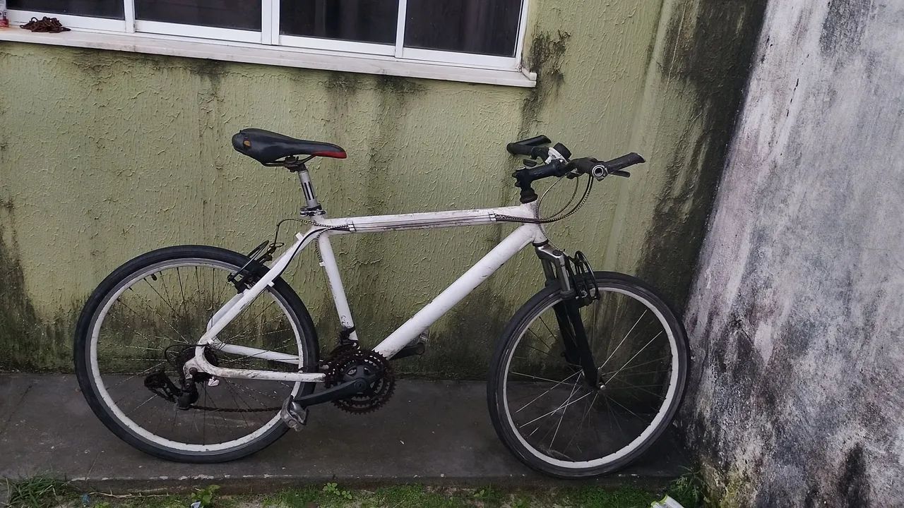 Vende se 79 9  *
