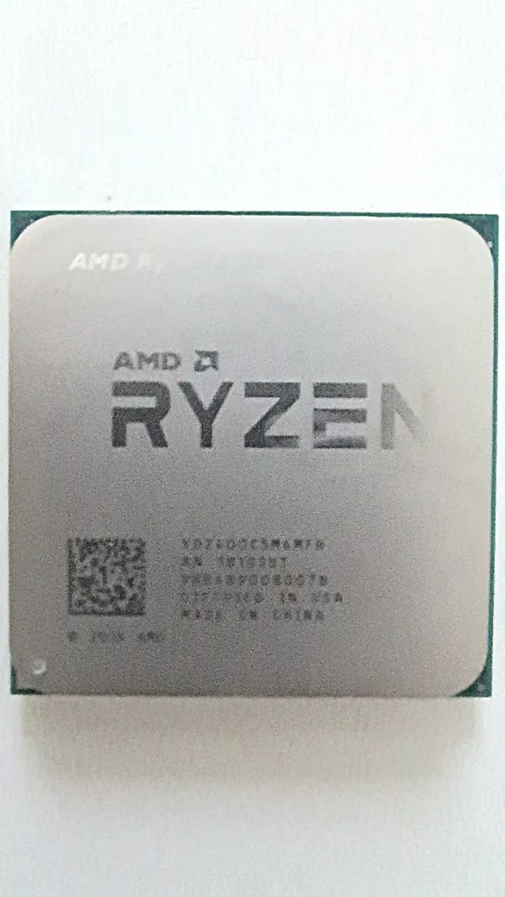 Processador gamer AMD Ryzen 5 2400G YD2400C5M4MFB de 4 núcleos e 3.9GHz  com cooler