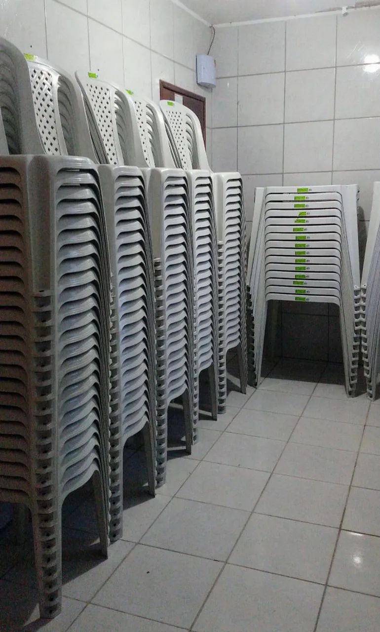 Locação de mesas, cadeiras tendas e andaimes  - Foto 2