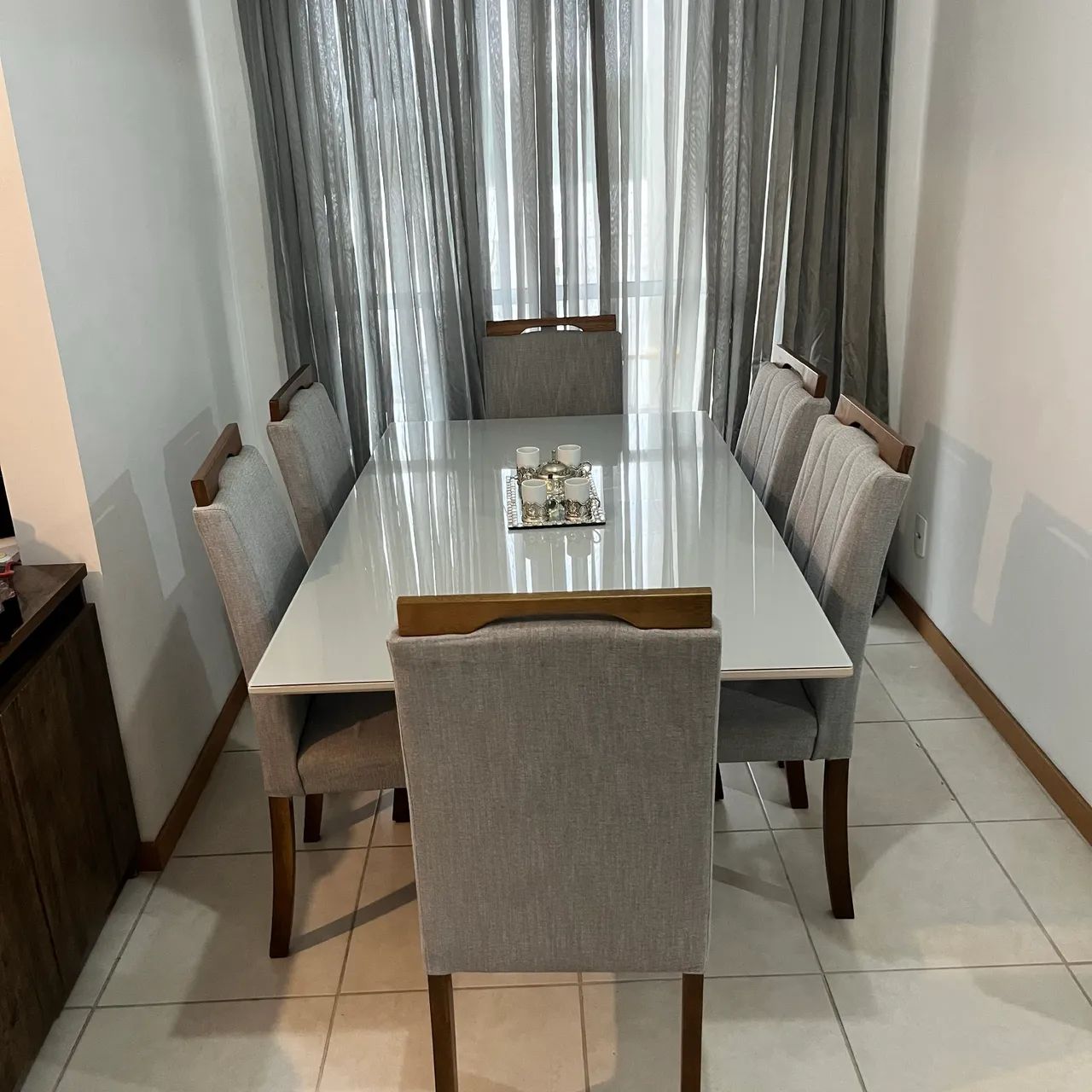 Jogo de mesa com 6 cadeiras - Foto 3