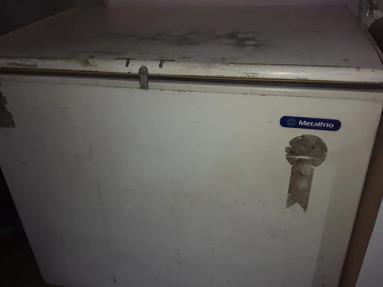 Freezer Metalfrio 110 volts 600 reais