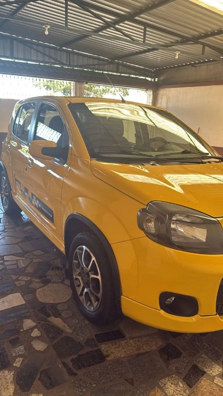 Fiat Uno Sporting 1.4 EVO Fire Flex 8V 4P 2012 - Foto 2