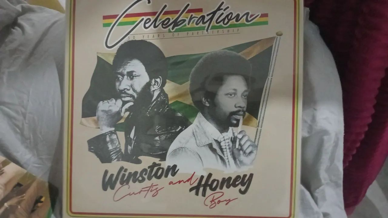 Tenha na sua coleção lp winston curtis e honey boy  - Foto 3