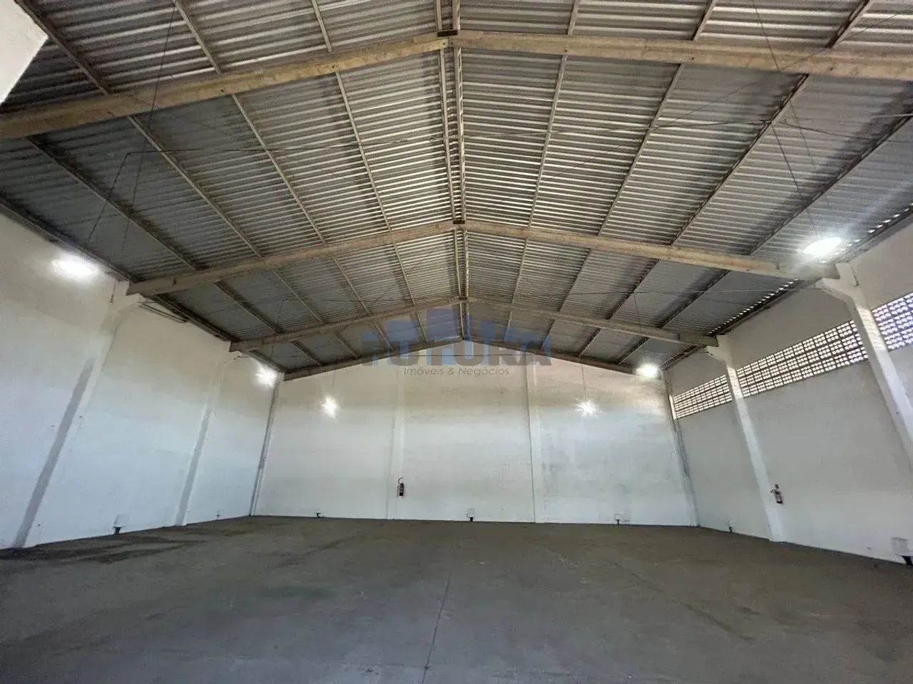 Excelente Galpão 540m², Riviera da Barra, Vila Velha/ES