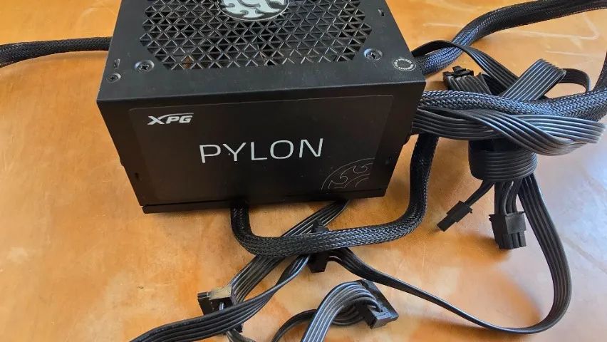 Fonte XPG Pylon 450W 80 Plus Bronze com Caixa - Foto 2