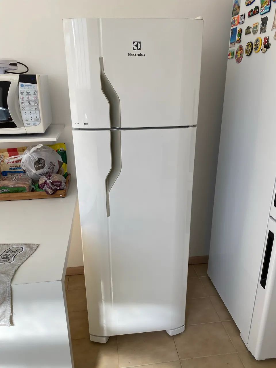 Geladeira Electrolux Branca 260L DC35A - Foto 3