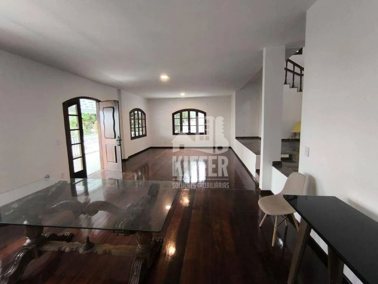 Casa Reformada no Ubá Floresta | 5 Quartos | Piscina e Sauna - Foto 2