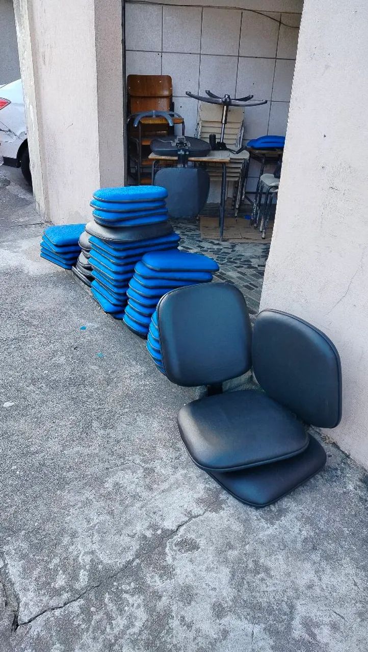 Cadeiras secretária fixa nova - Foto 4
