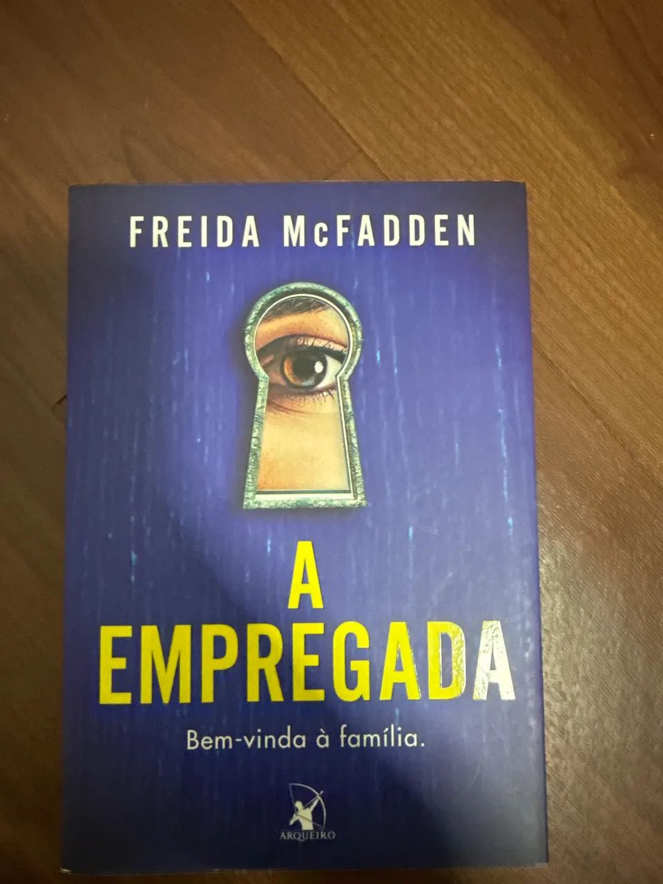 Livro a empregada 