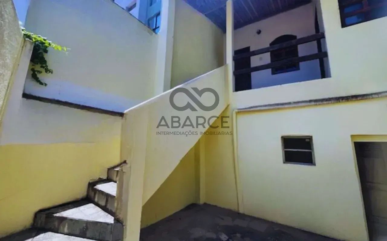 CASA RESIDENCIAL 3 DORMS SENDO 1 SUÍTE - CENTRO - ILHÉUS/BA
