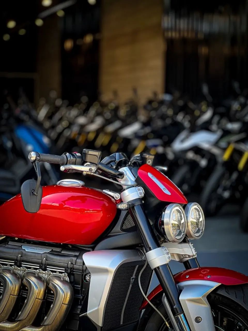TRIUMPH ROCKET 3 R - Foto 4