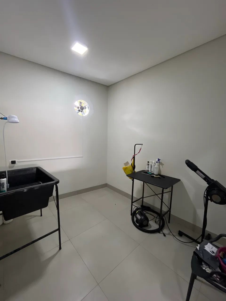 VENDO LOJA AGROPECUÁRIA + BANHO E TOSA - Foto 4