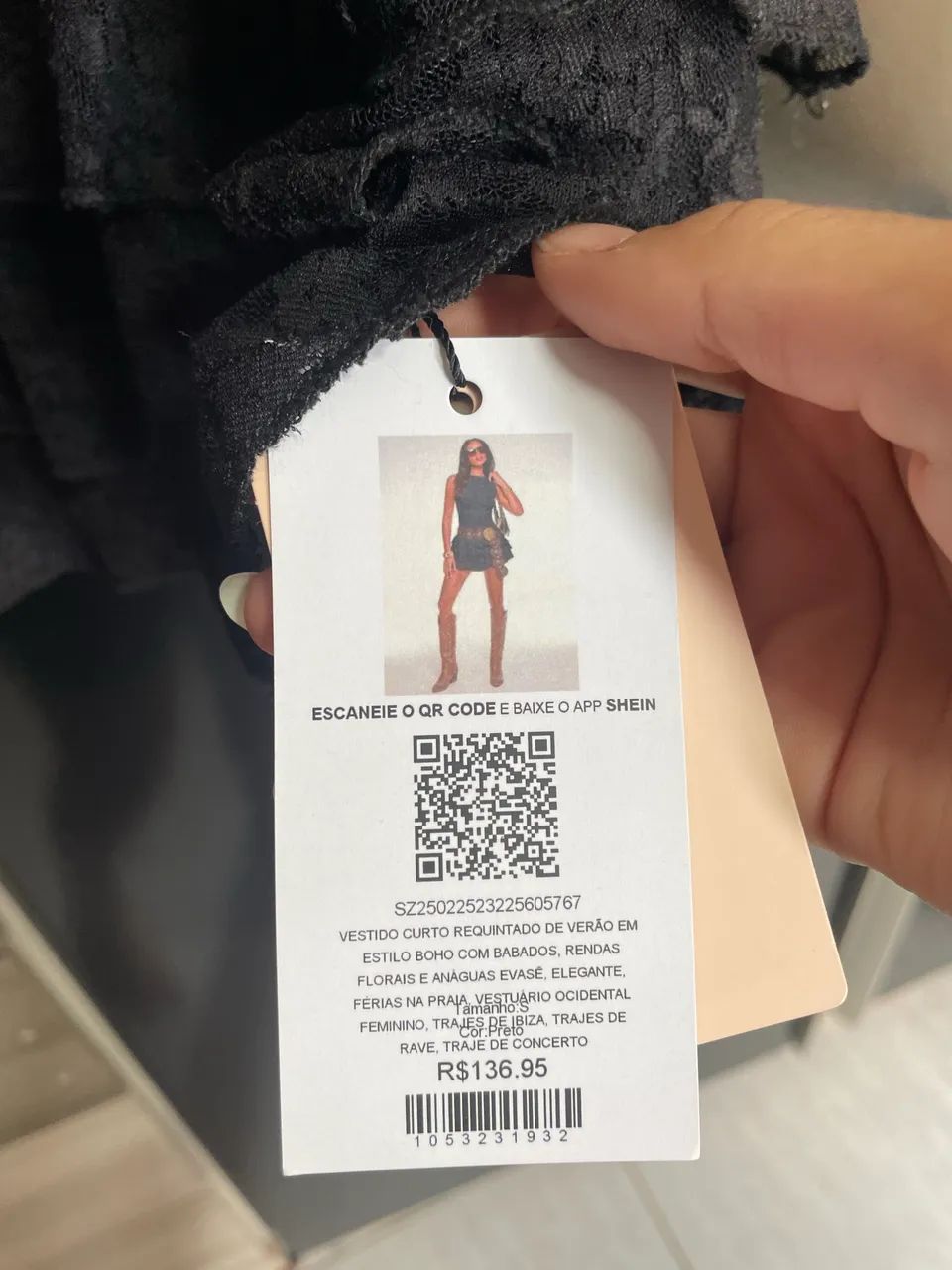 Vestido da shein de renda preto - Foto 2