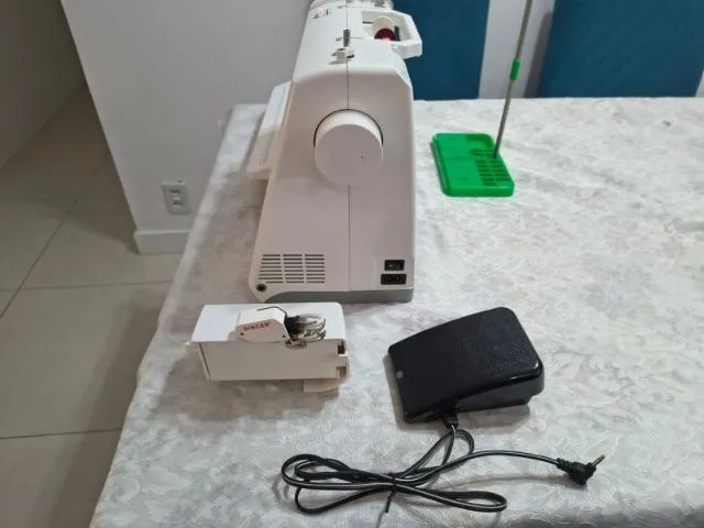 Singer Patchwork 7285 com extensão - Foto 2