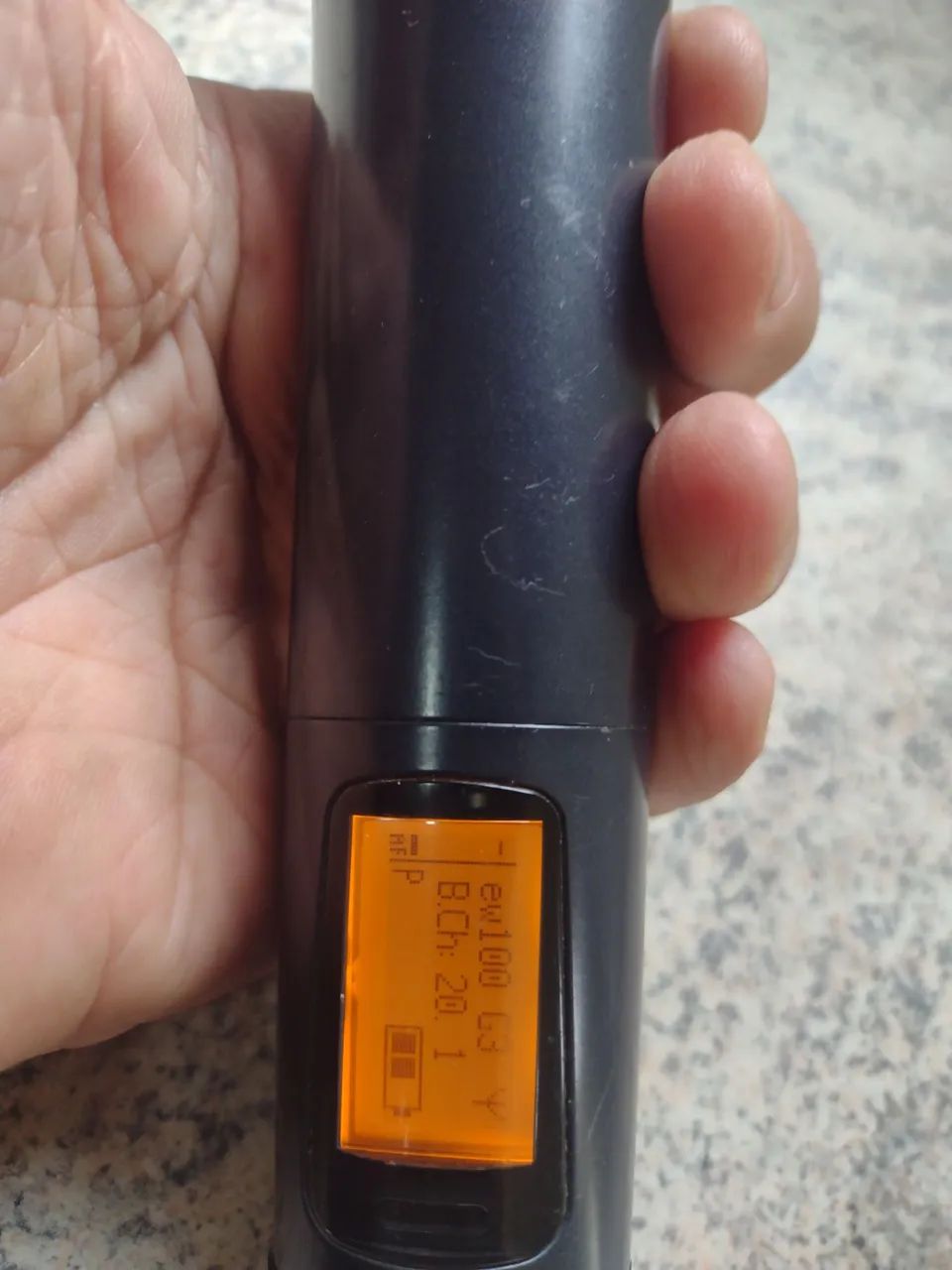 MICROFONE SENNHISER E835(SÓ BASTÃO ) - Foto 2