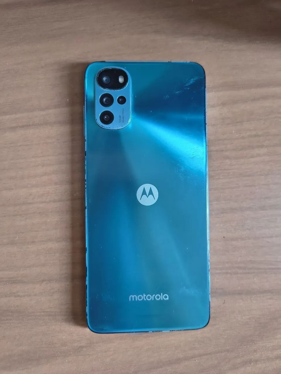 Moto G22 - Funcionando Perfeitamente (Detalhes estéticos)