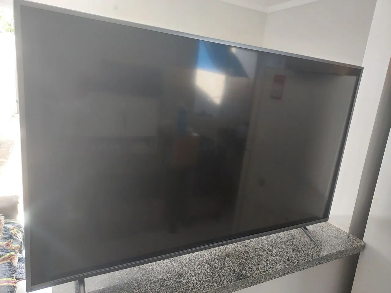 2 TVs Philco 55 polegadas com problemas na telas(listras verticais nas telas) - Foto 3