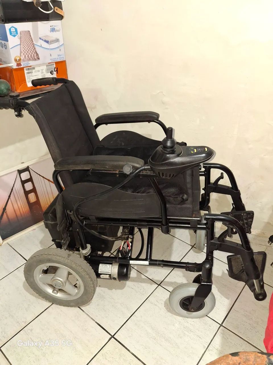 Cadeira de Rodas motorizada  - Foto 3