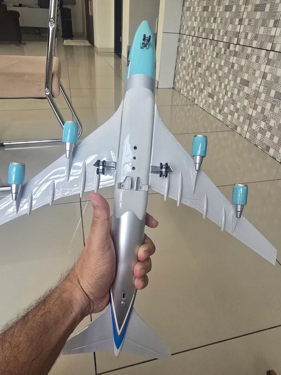 Miniatura Boeing 747 Air Force One escla 1/250  - Foto 3