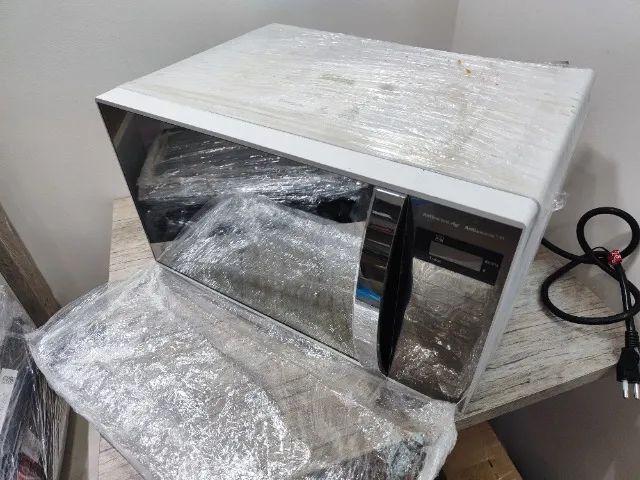 MICRO ONDAS PANASONIC - 21L BRANCO