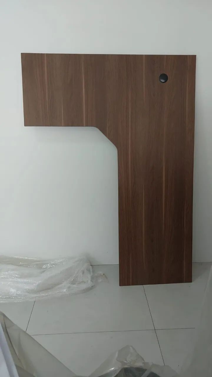 Mesa para Escritório - Comprimento 1,82 x Largura 1,30