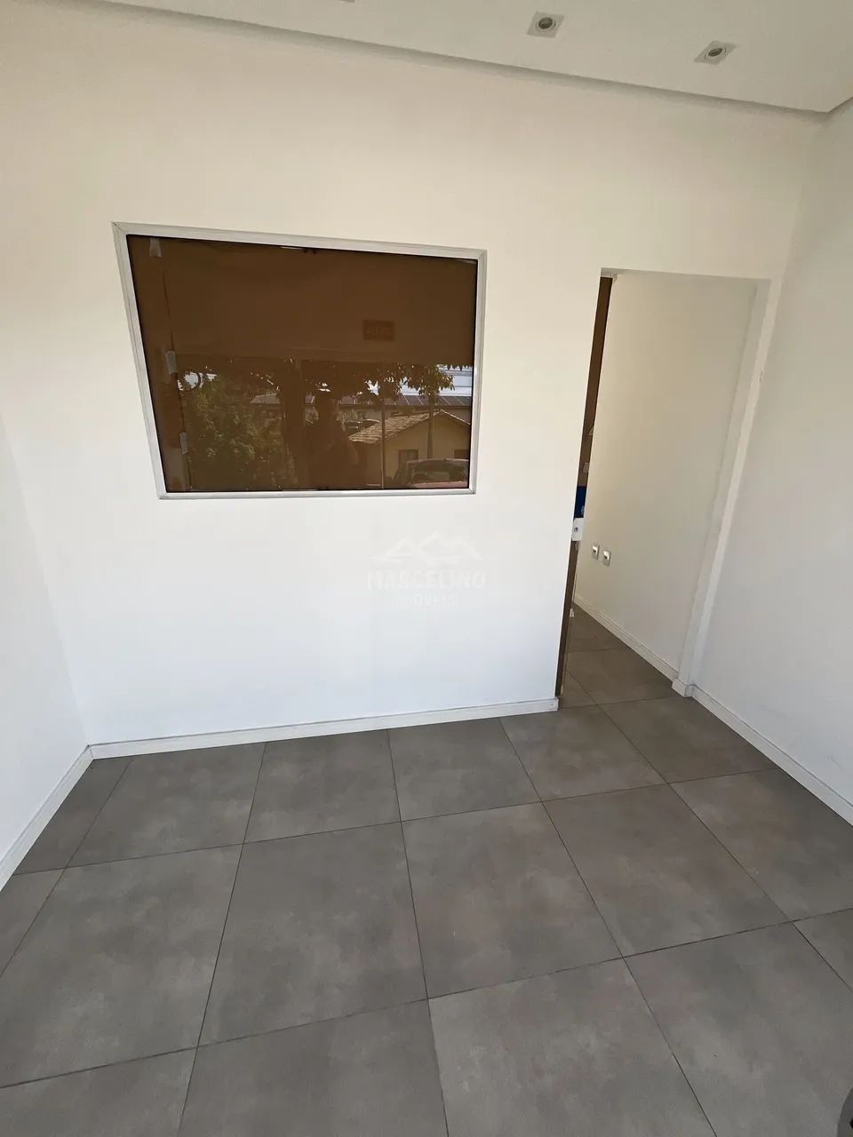Sala comercial para alugar no bairro Ibiraquera - Imbituba/SC - Foto 3