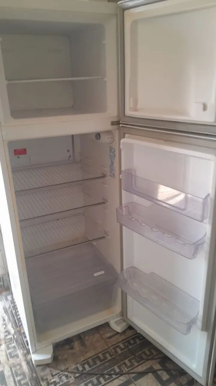 Geladeira eletrolux  - Foto 2