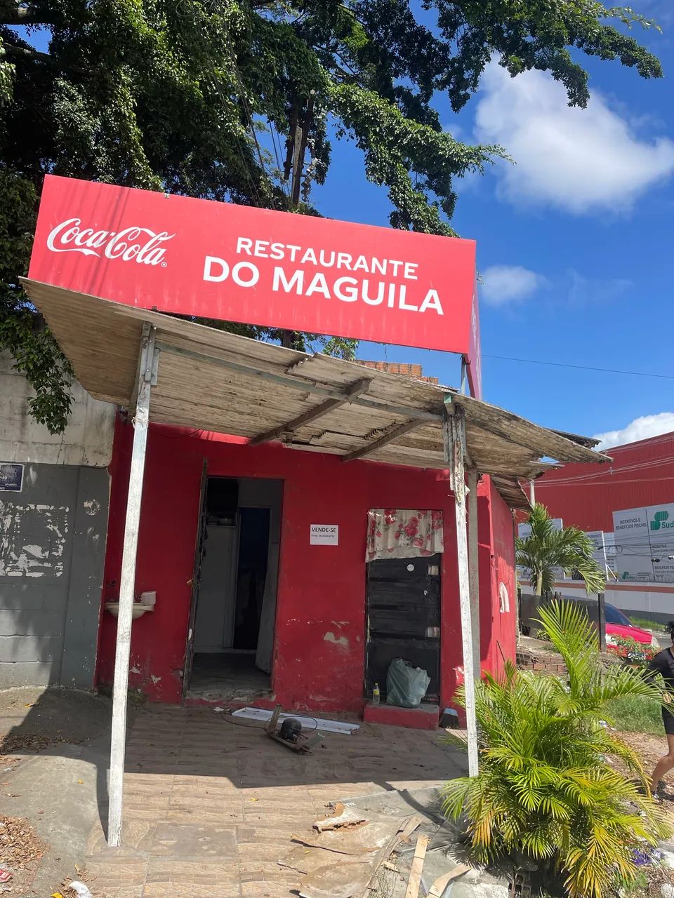 Ponto comercial pra vender ou trocar alugase - Foto 3
