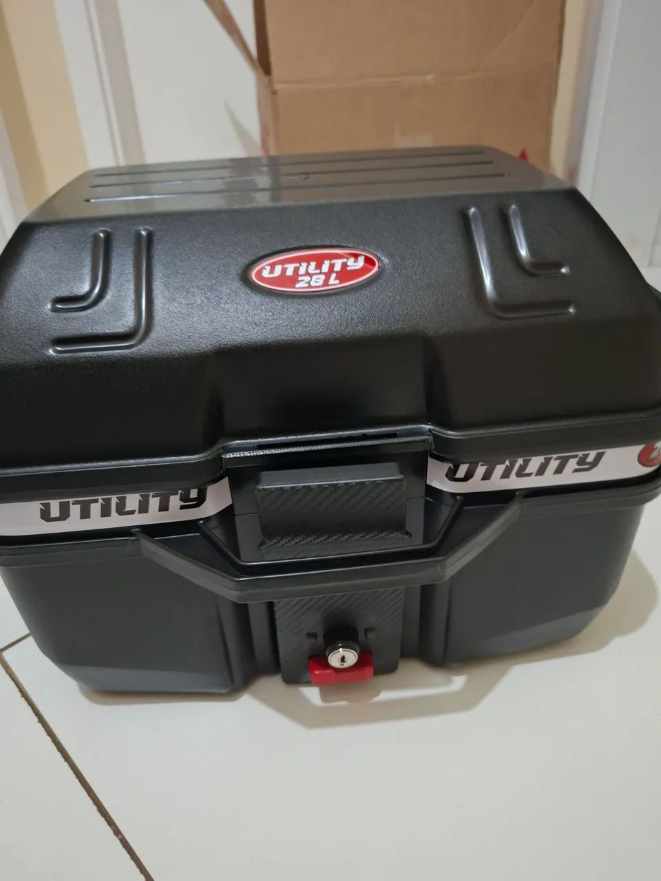 O baú para moto Glider Utility 28L 