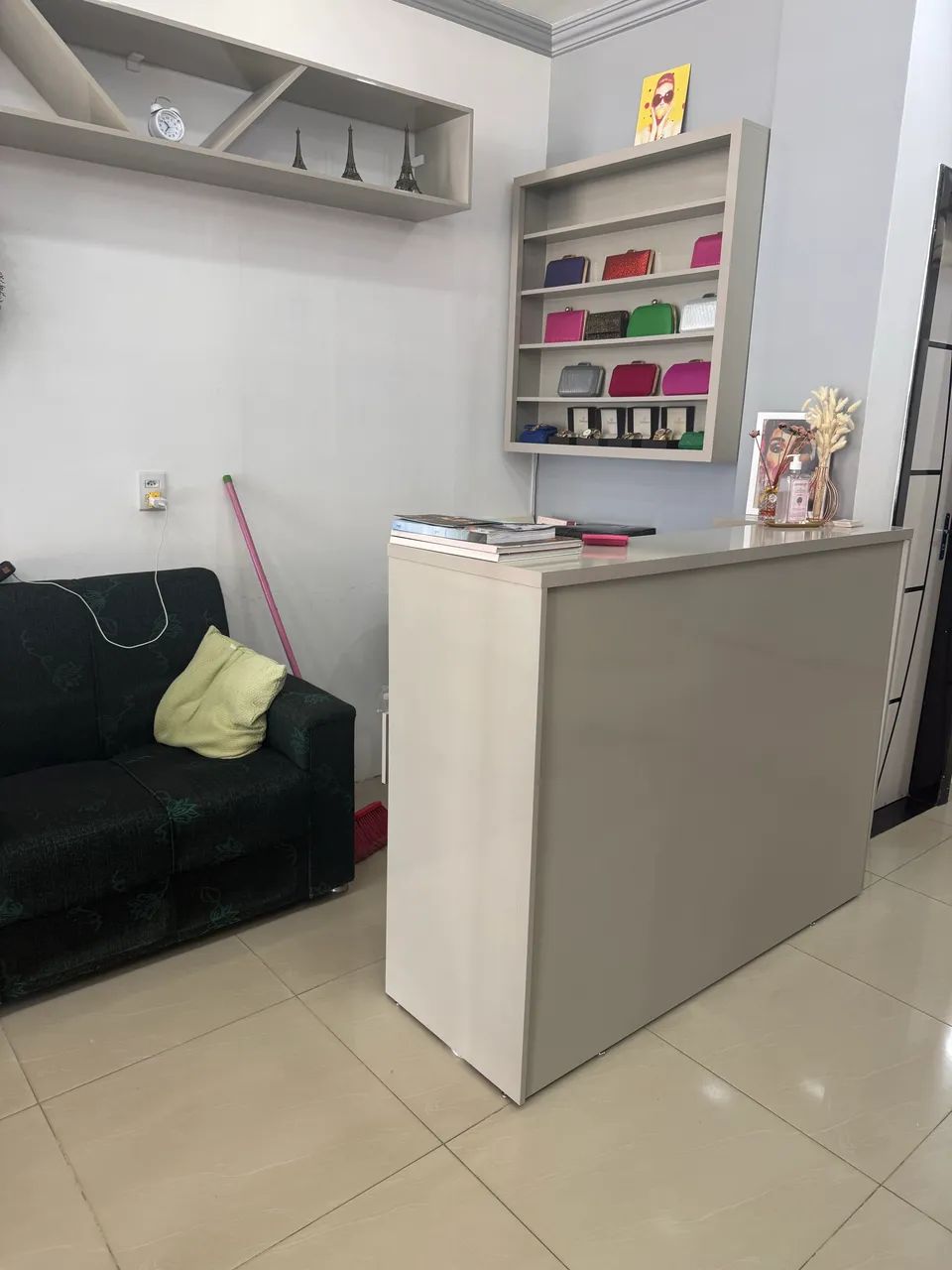 Vendo móveis de loja em MDF bem moderno  - Foto 4