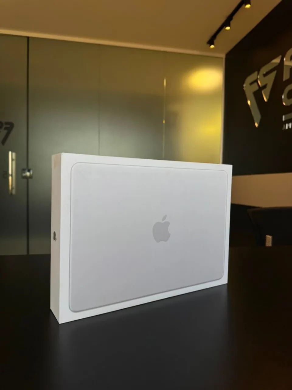 Macbook NEO 256GB Silver Lacrado