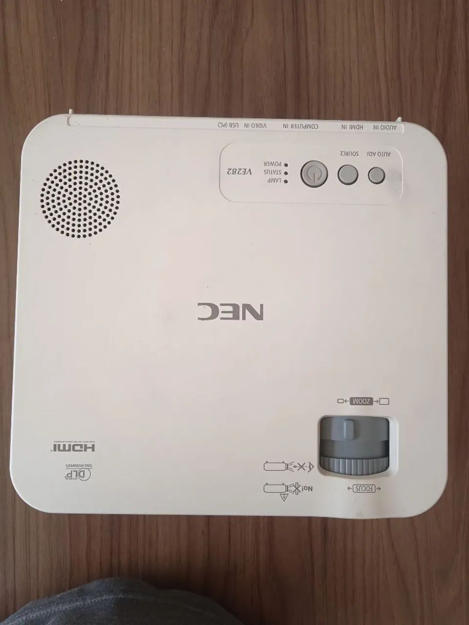 Projetor NEC ve282x