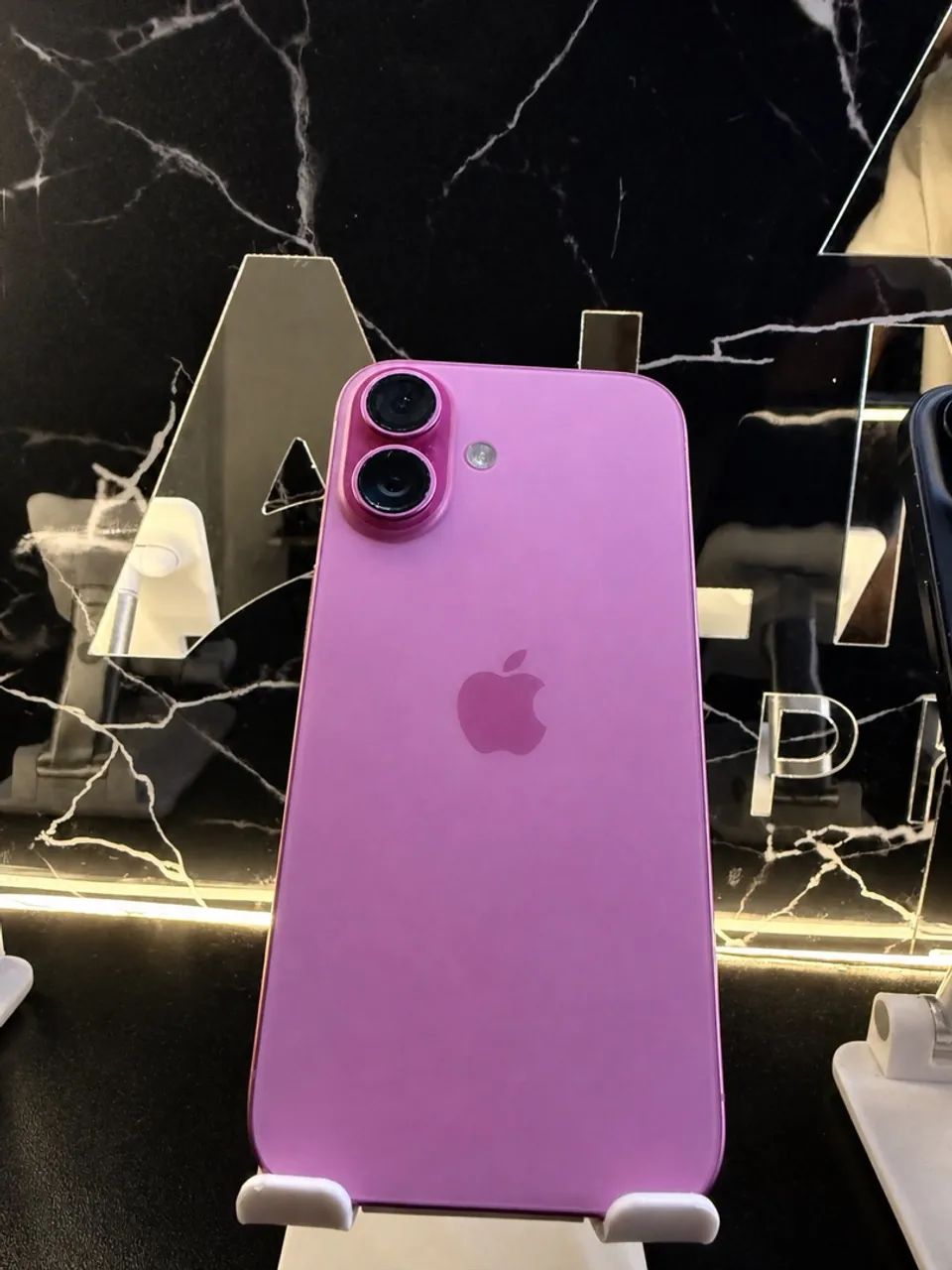 IPHONE 16 PLUS 128 GB, EXTREMAMENTE NOVO!!