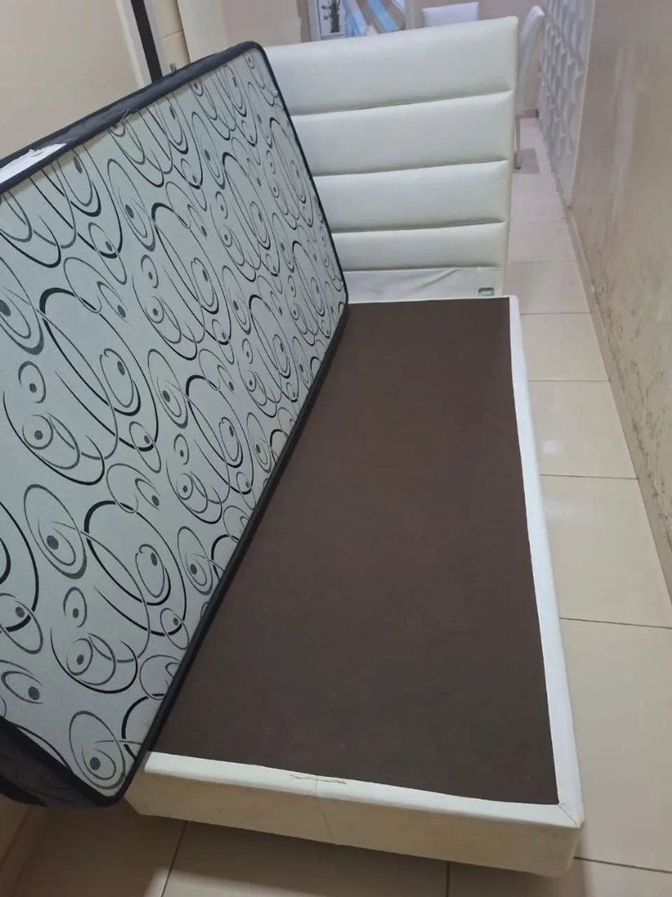 Cama solteiro (colchão e base ortobom + cabeceira