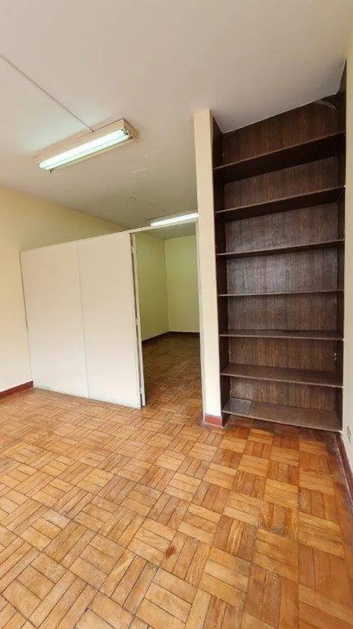 Loja Comercial espaçosa do Centro de Santos com cozinha e banheiro - Foto 4