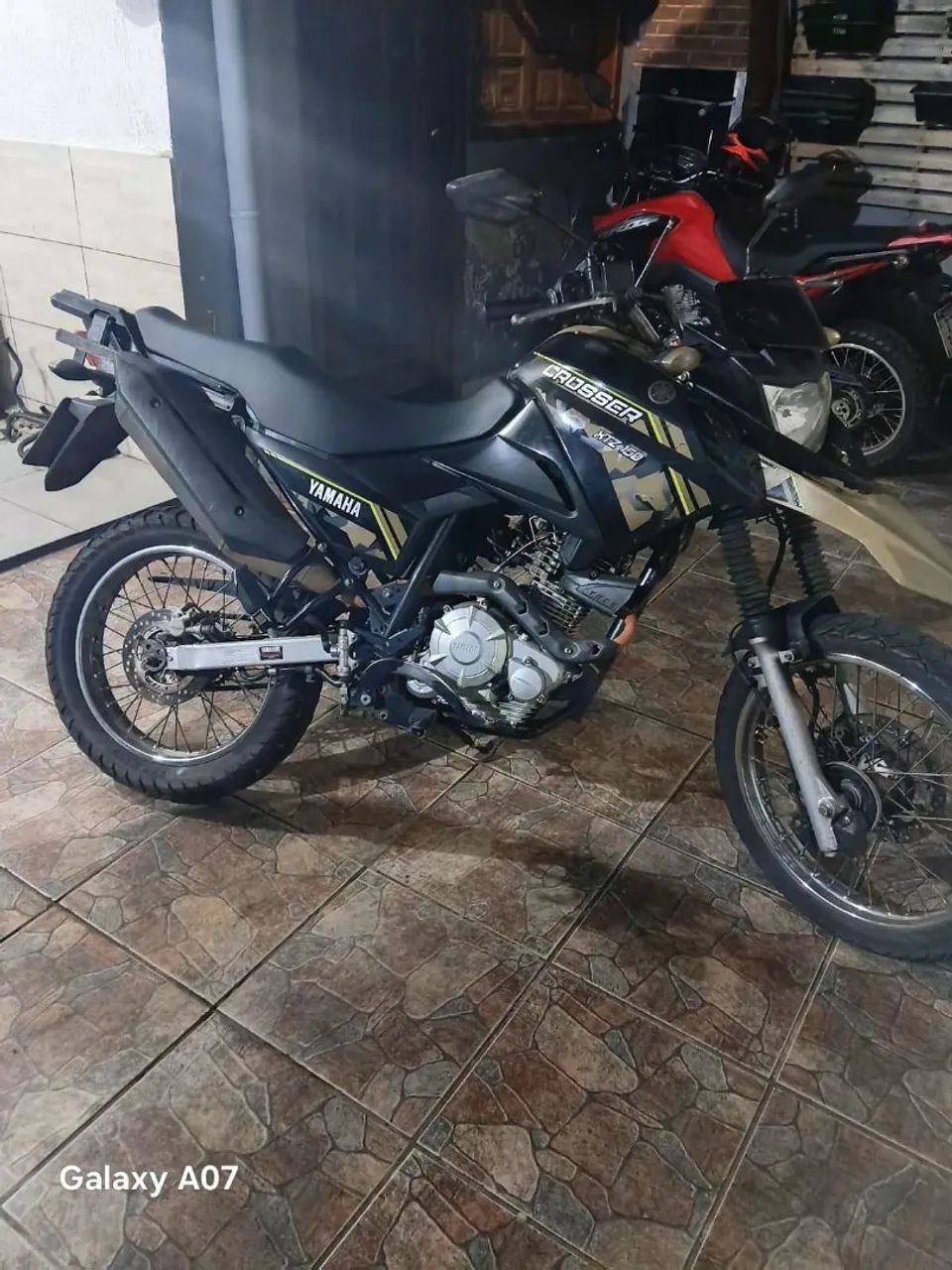 Crosser 2021
