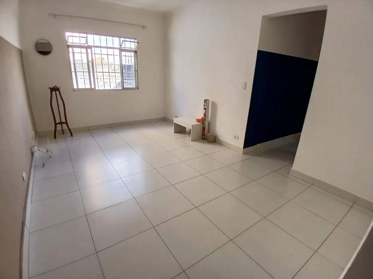 Ótima localização, com 3 dormitórios e dependência de empregada - Foto 4
