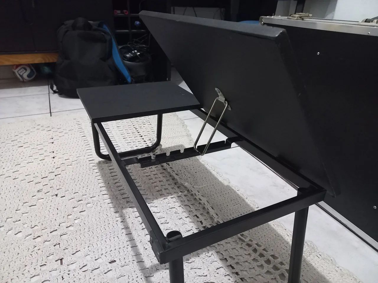 Mesa para notebook - Foto 3