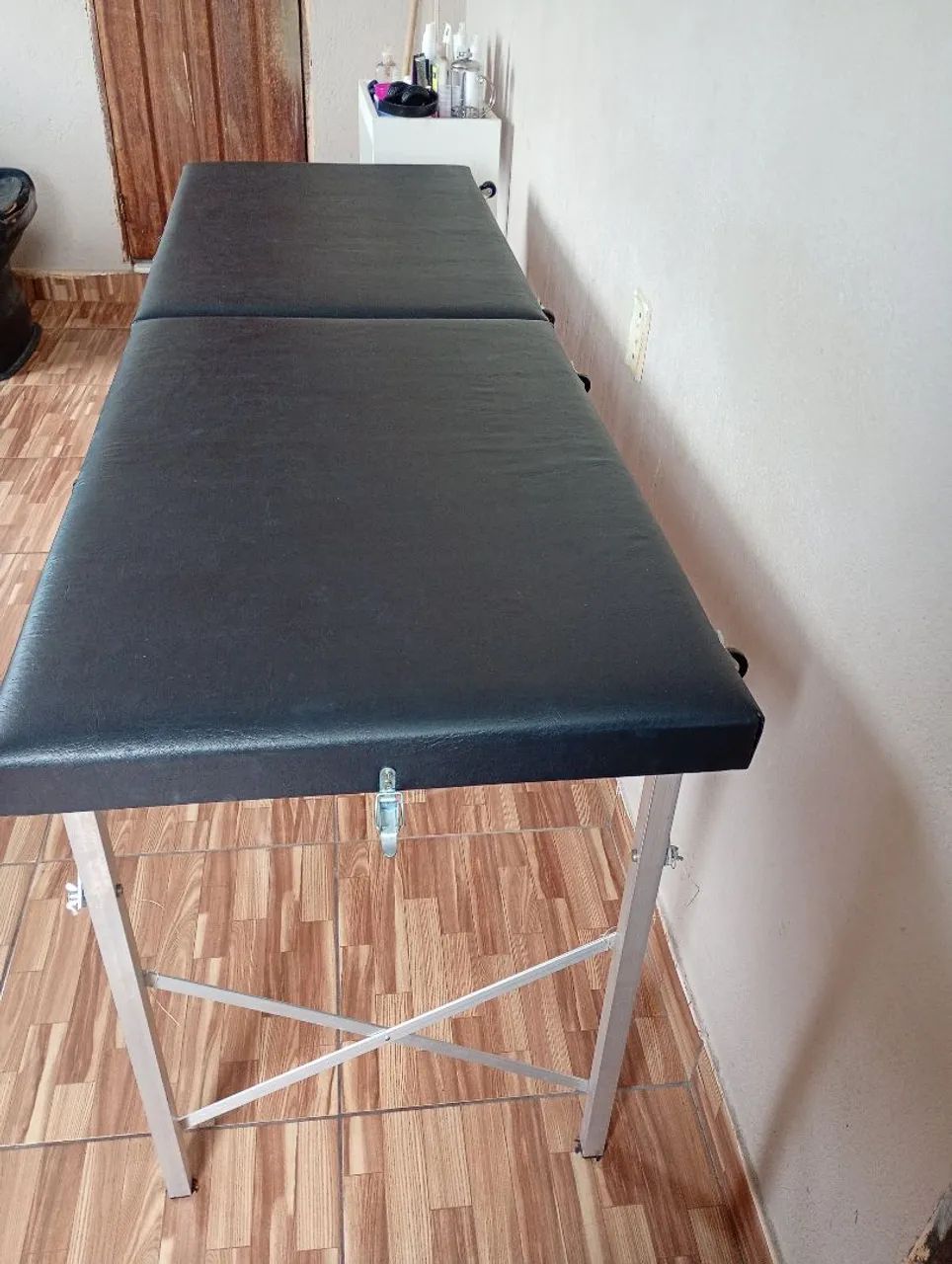 Vende- se  Mala maleta seminova