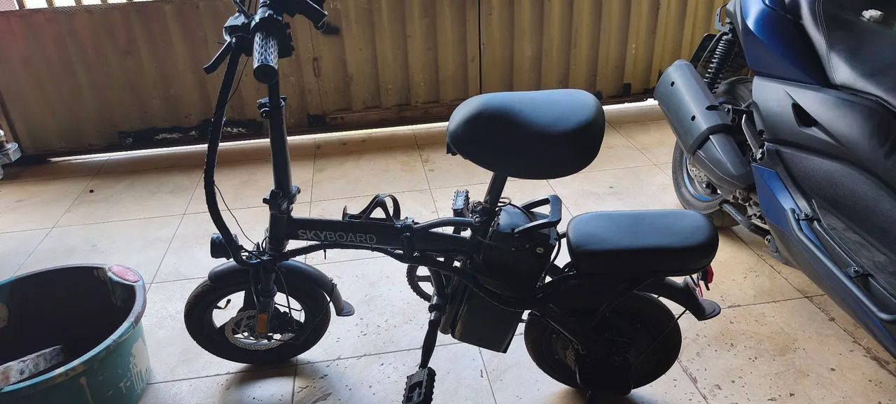 Vendo bicicleta elétrica dobrável  - Foto 3