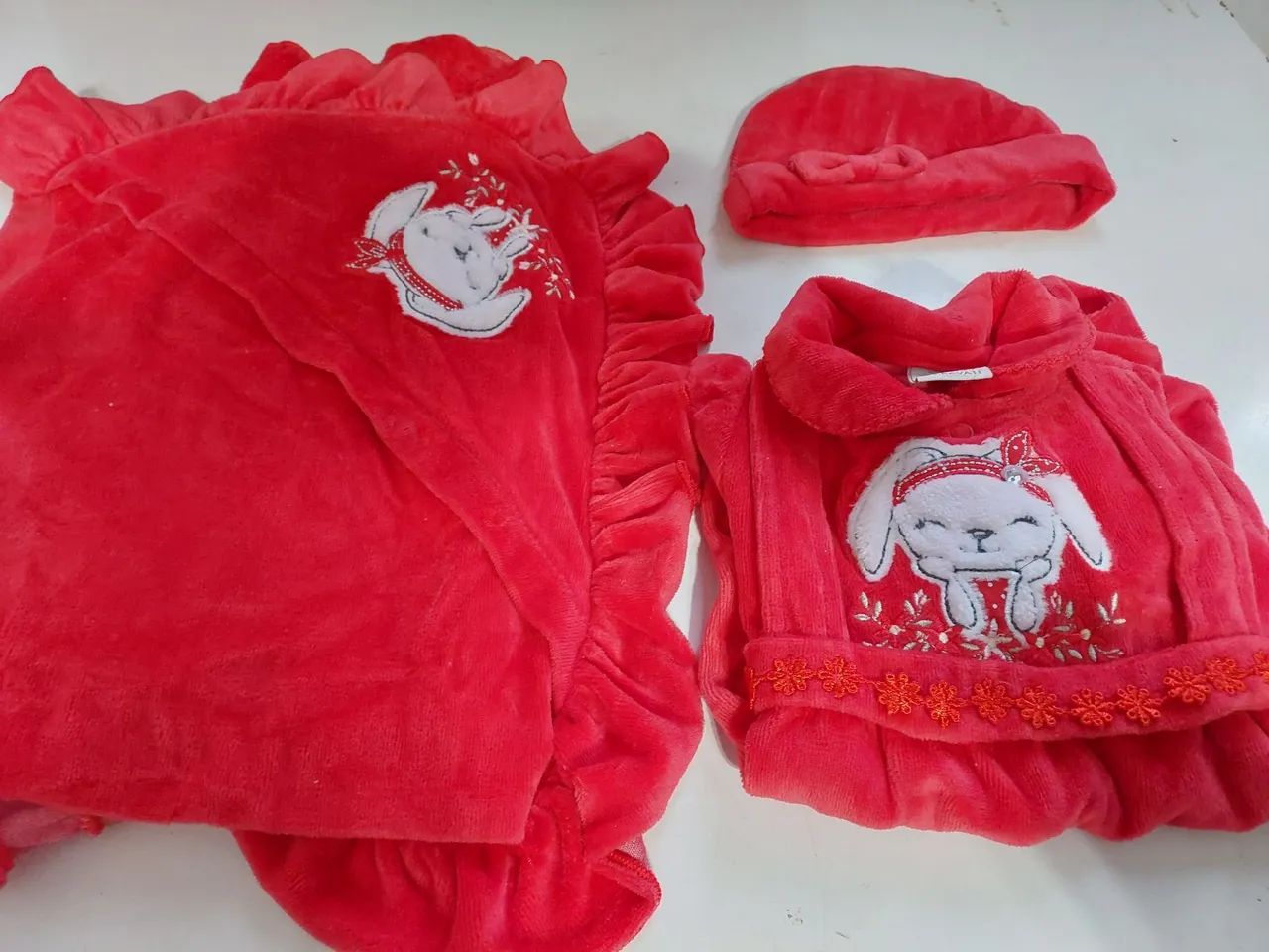 Saída de maternidade vermelho 